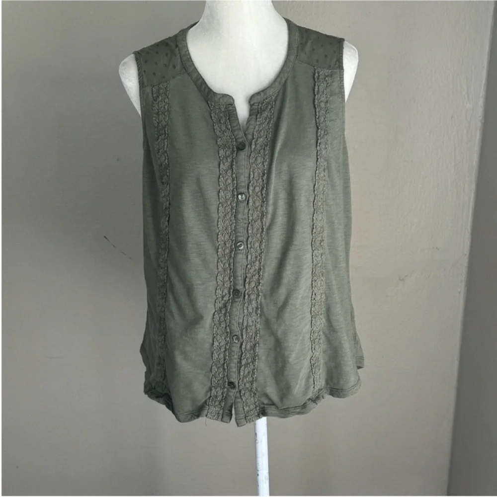 Style & Co Army Green Button Up Blouse - Picture 2 of 9